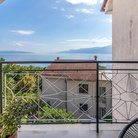 Nice Apartment In Rijeka With House Sea View Eksteriør billede