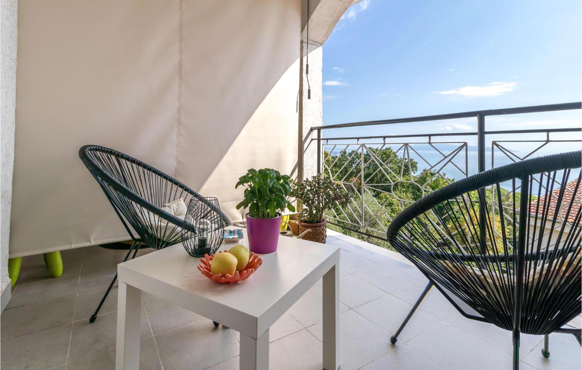 Nice Apartment In Rijeka With House Sea View Eksteriør billede