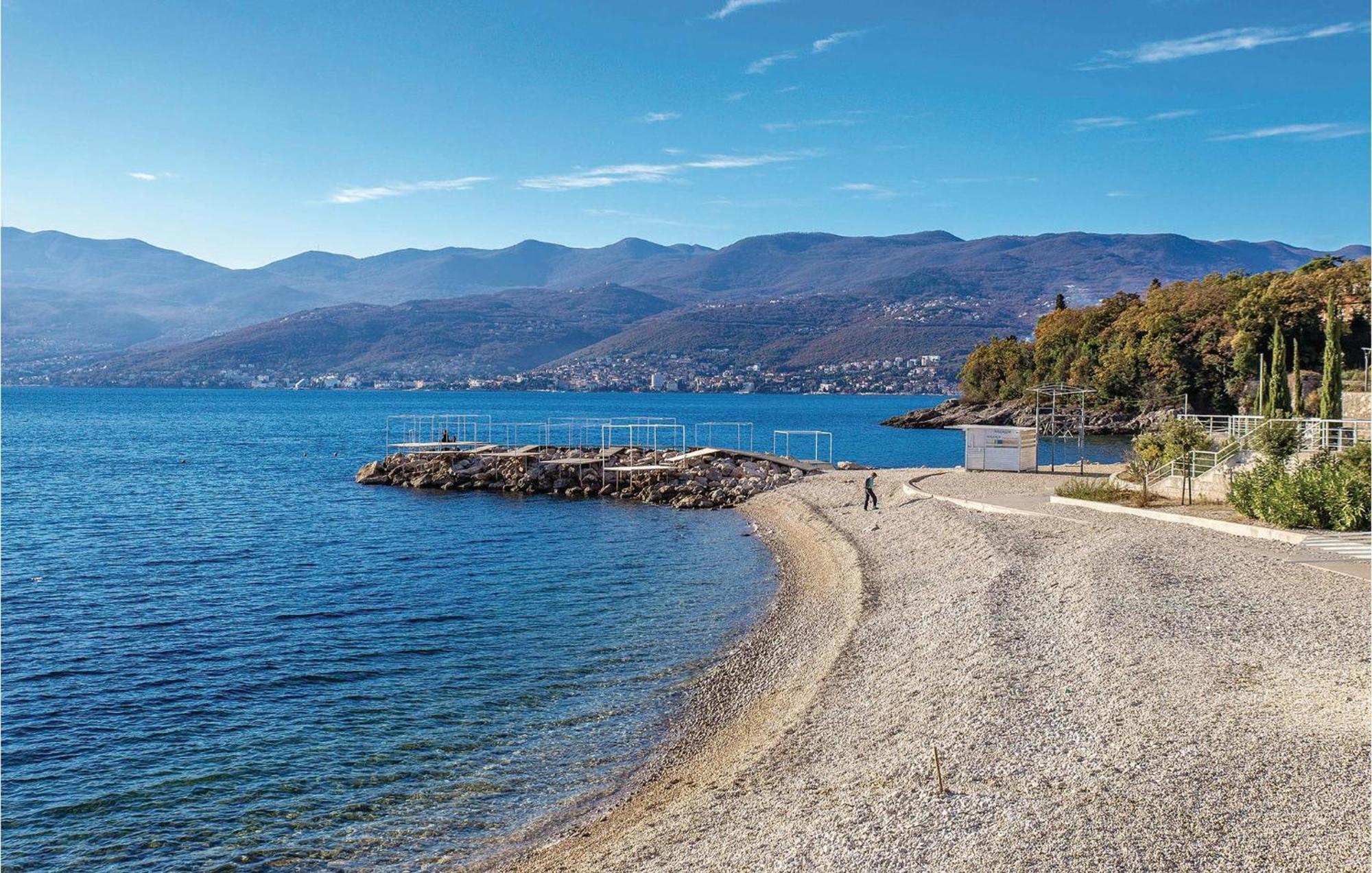 Nice Apartment In Rijeka With House Sea View Eksteriør billede