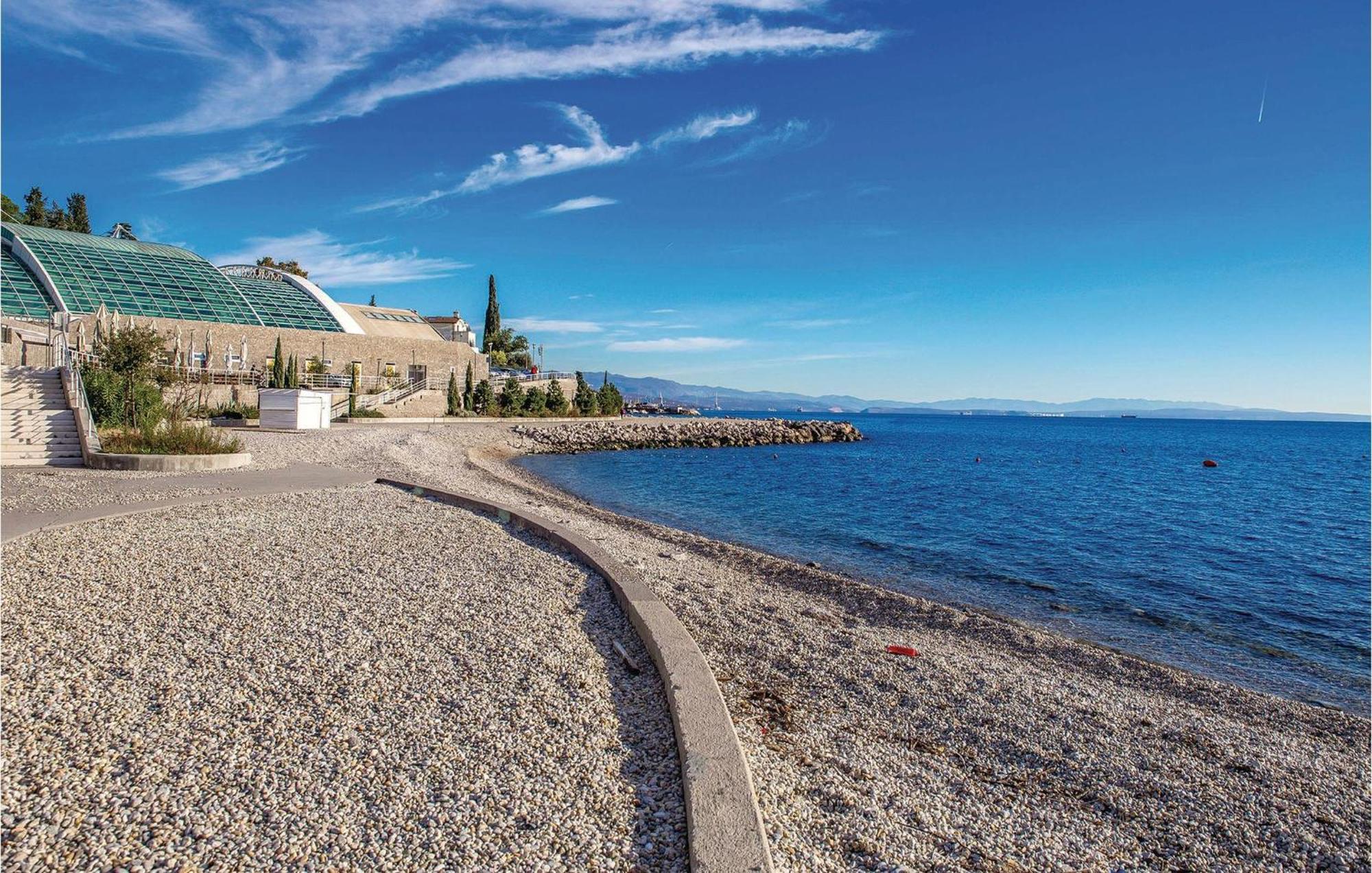 Nice Apartment In Rijeka With House Sea View Eksteriør billede
